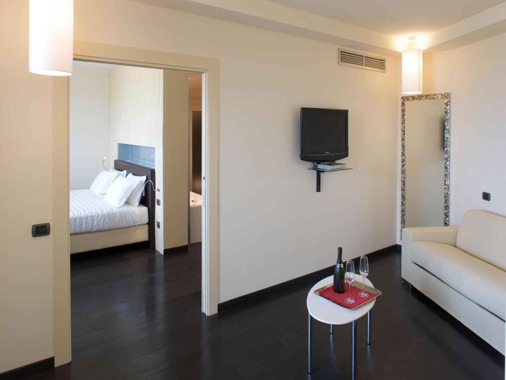Presidential King Suite