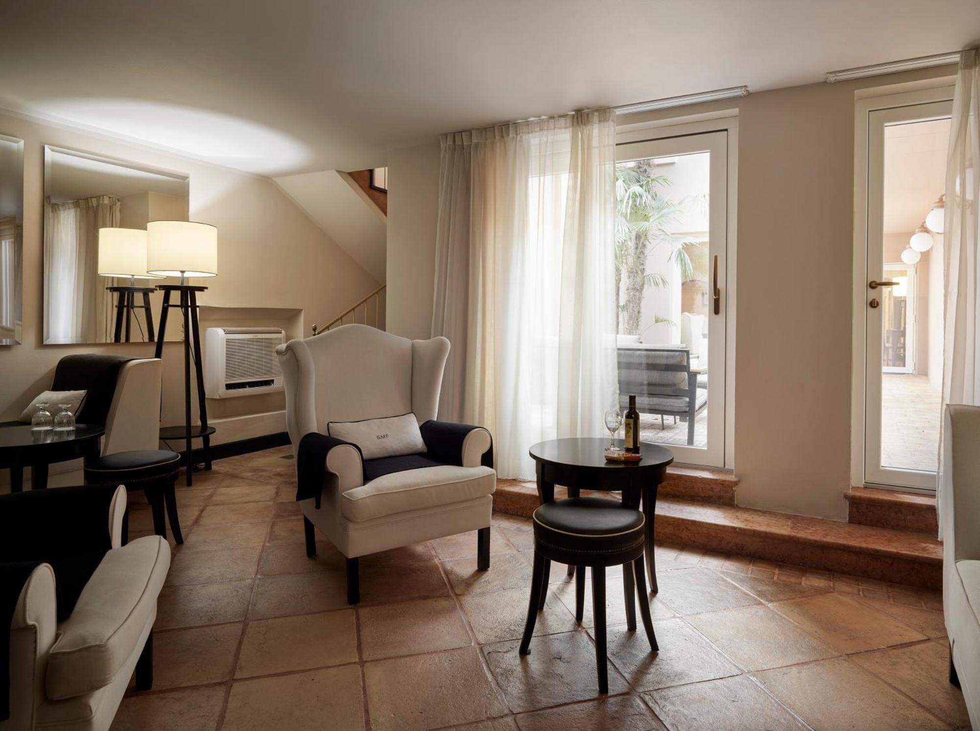 Junior Suite Garden View
